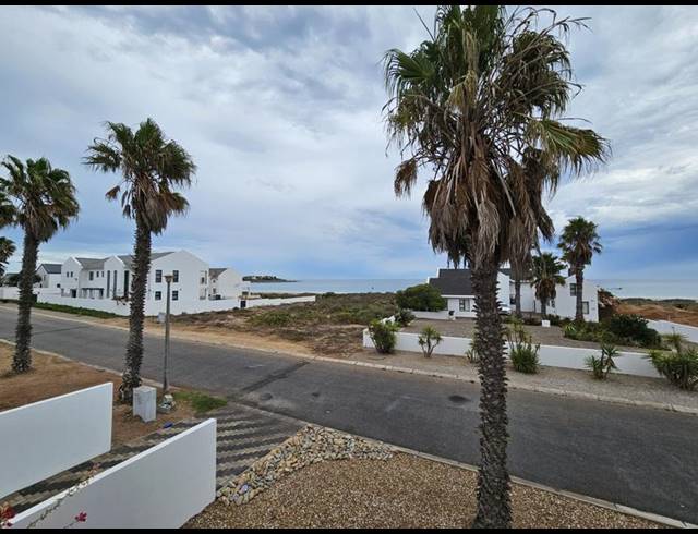 3 BEDROOM HOUSE FOR SALE IN GOLDEN MILE